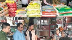 Polisi Bersama Tim Nasional Periksa Sembako Di Pasar Piru Dan Waimital, Harga Beras Masi Terjangkau, Ada Melebihi HET